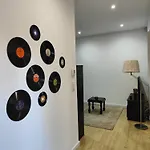 Nyaraló Music T1 Espinho